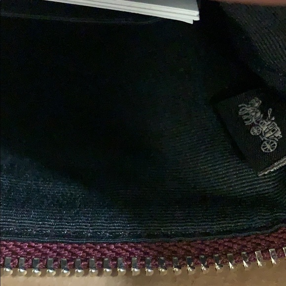 COACH Flirty Eyes Wristlet Wallet Burgundy - Picture 4 of 7